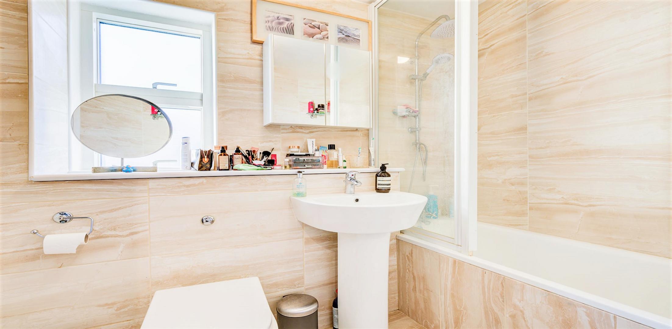 			2 Bedroom, 1 bath, 1 reception Flat			 Tavistock Crescent, PORTOBELLO/WESTBOURNE PARK